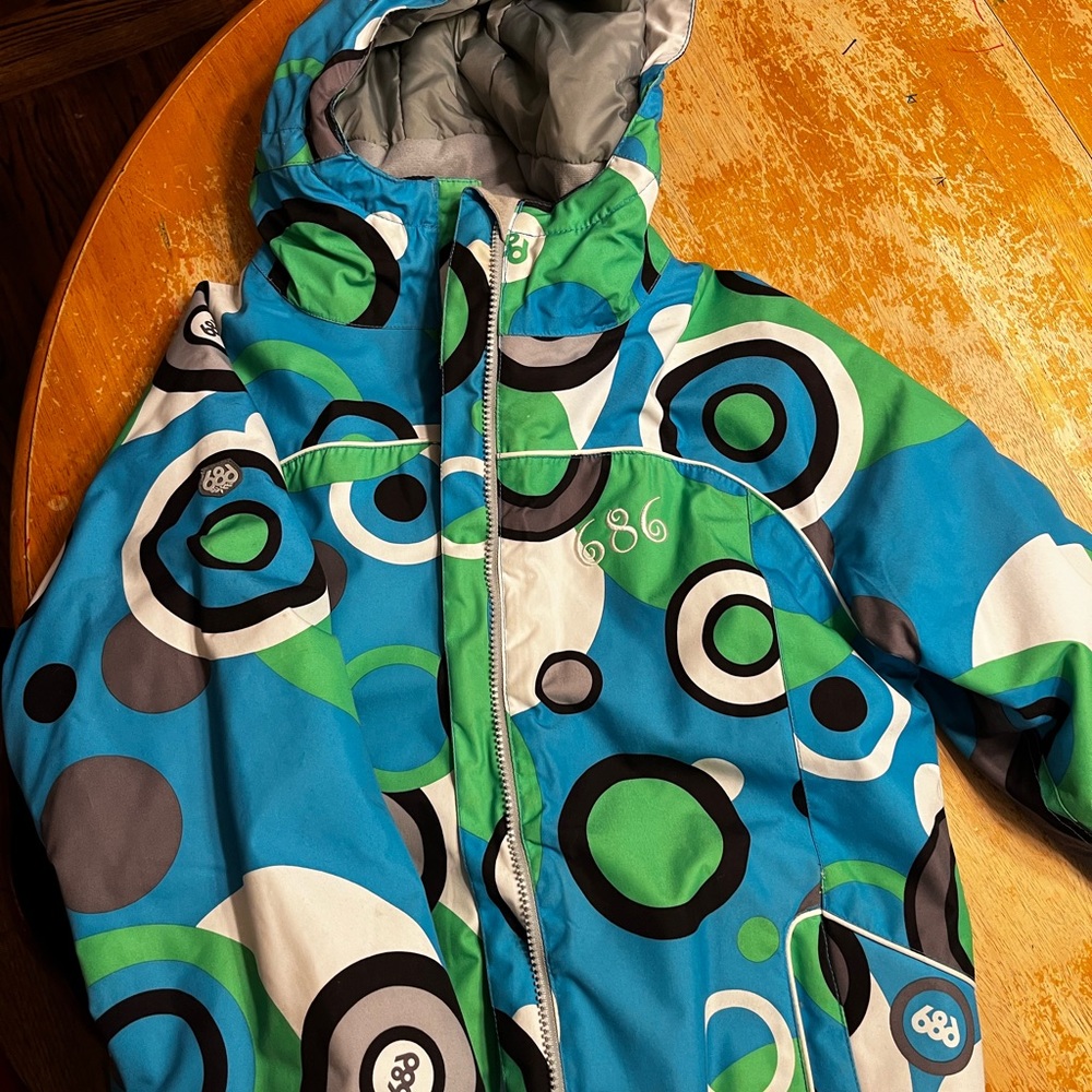 686 ski/snowboarding jacket